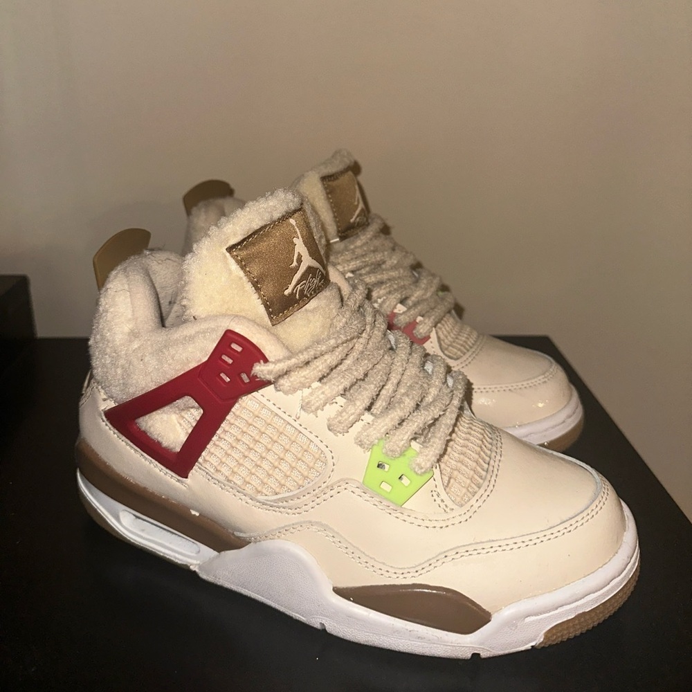 Nike Air Jordan 4 Wild Things 2021